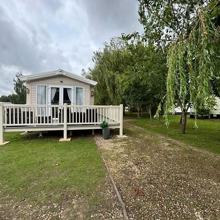 23 Larch View Luxury Caravan Tattershall Lakes Bagian luar foto