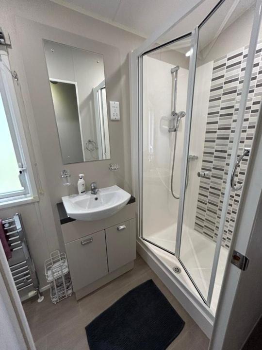 23 Larch View Luxury Caravan Tattershall Lakes Bagian luar foto