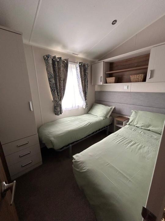 23 Larch View Luxury Caravan Tattershall Lakes Bagian luar foto