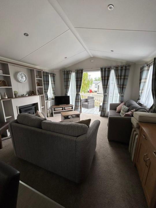 23 Larch View Luxury Caravan Tattershall Lakes Bagian luar foto